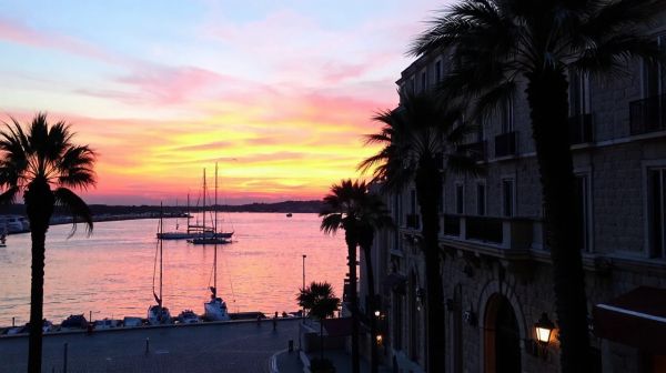 Guide ultime pour découvrir le marché du soleil à Marseille